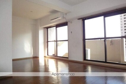 クレスト[2LDK/62.72m2]のリビング・居間