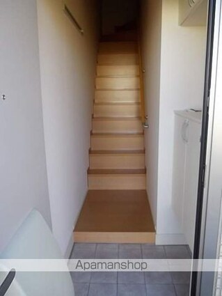 イソラ　フェリジェ[2DK/62.39m2]の玄関