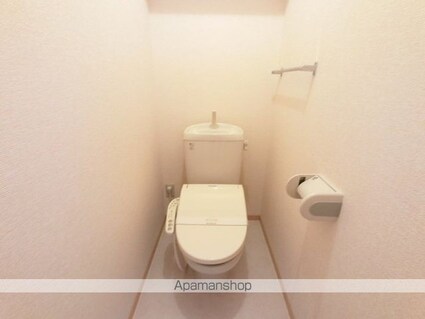 ルミエール　Ａ＆Ｋ　ⅠⅡⅢ[2DK/55.37m2]のトイレ