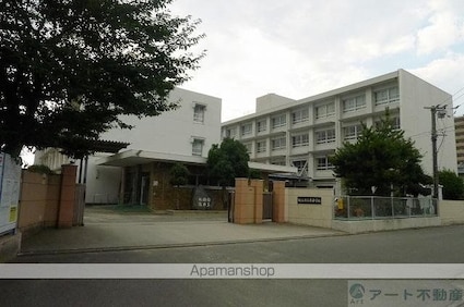 サニーヴィラ　Ⅲ[2LDK/55.42m2]の周辺2