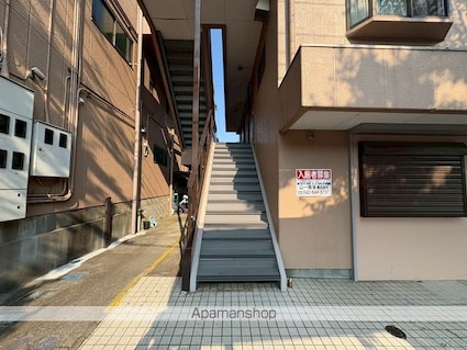 池田ビル[2DK/40.37m2]のエントランス