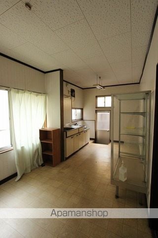 呉市 1階建 築62年の内装写真