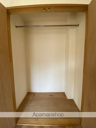 ＣＯＺＹ　ＣＯＵＲＴ[1DK/29.8m2]の収納