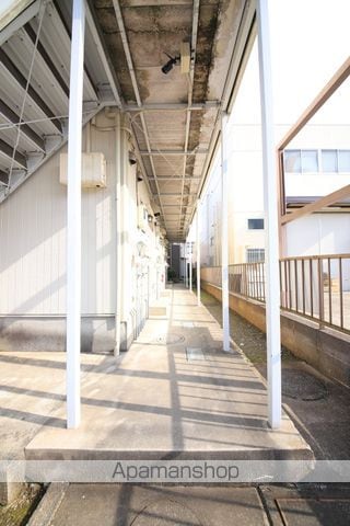 ロベールユウの玄関写真