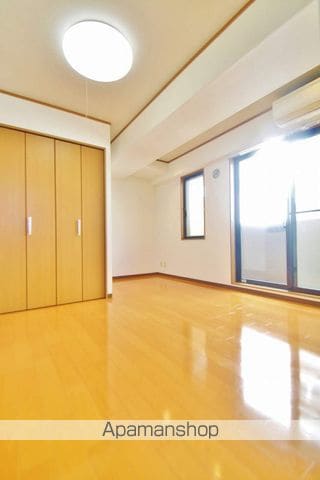 ミリオンステージ西早稲田壱番館の内装写真