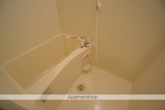 ソルヴェール舟入本町の内装写真