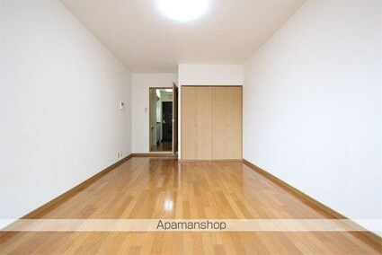 ミッキーロイヤル道後[1K/28.16m2]の内装2