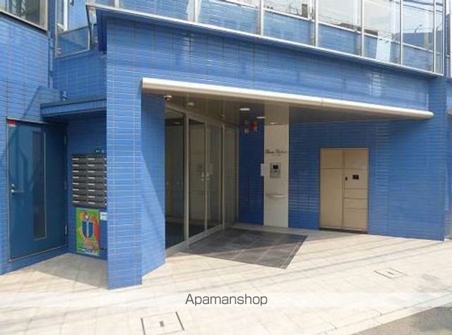 ベイシック薬院の玄関写真