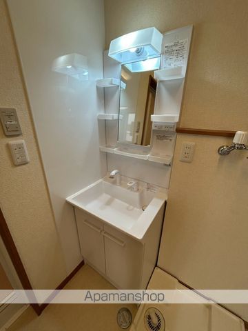 ピースフルIIの内装写真