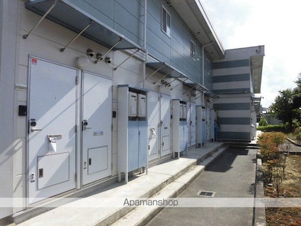 レオパレスシャトレー小石名沢[1K/23.72m2]の外観2