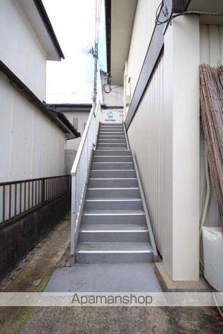 コーポ西の玄関写真