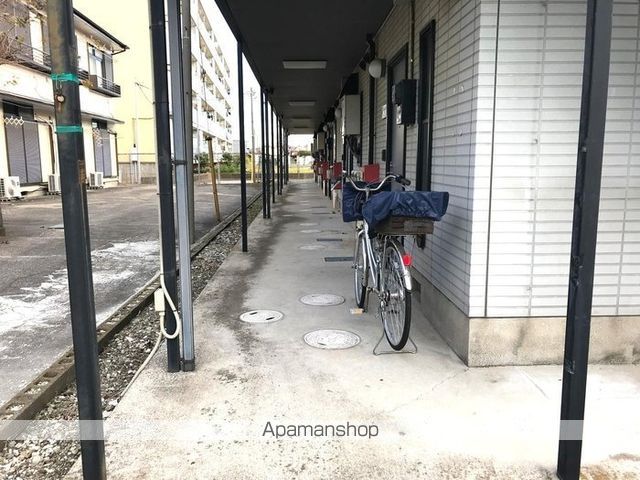 ソレイユ若葉Bの玄関写真