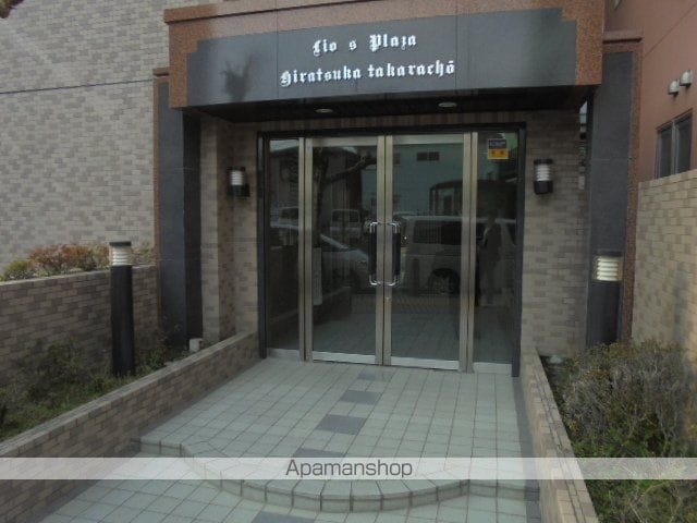 ライオンズプラザ平塚宝町の玄関写真