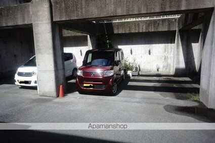 アルカディア曳馬[3LDK/70.2m2]の駐車場