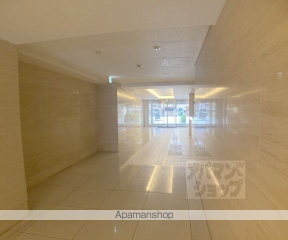イーグルコート京都河原町の玄関写真
