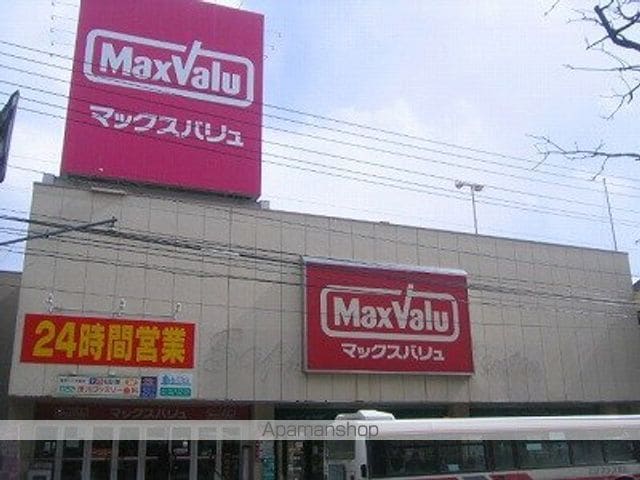 スクーデリア527の周辺写真
