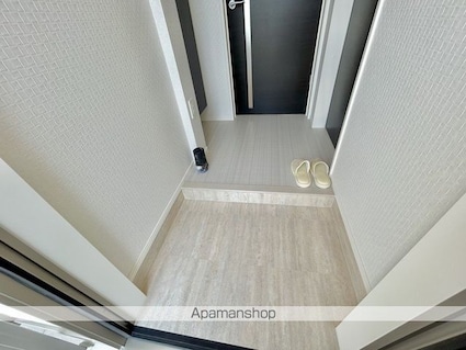 Ｗｏｏｄｓｔｏｃｋ　Ｎｅｓｔ[1R/31.74m2]の玄関