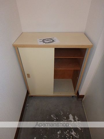 ニューウエスト八軒の内装写真