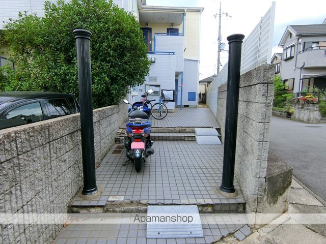 K’S GARDENの玄関写真