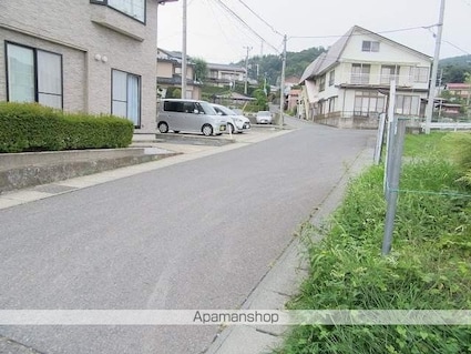 パインヒルズ[1LDK/31.56m2]の周辺2