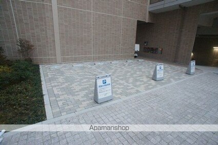 ザ・パークハウス西新宿タワー６０[3LDK/81.5m2]の共用部4