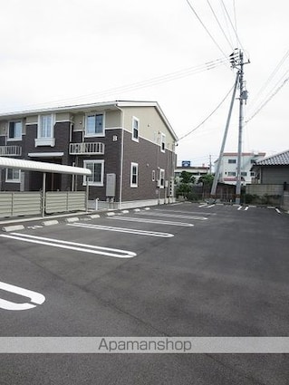 ナイトＢ[2LDK/53.95m2]の駐車場