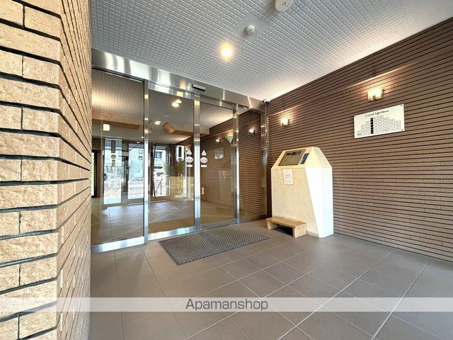 クリスタルライトハウスの玄関写真