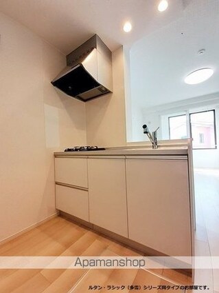 ルミエール・ＫーⅥ[1R/32.43m2]のキッチン