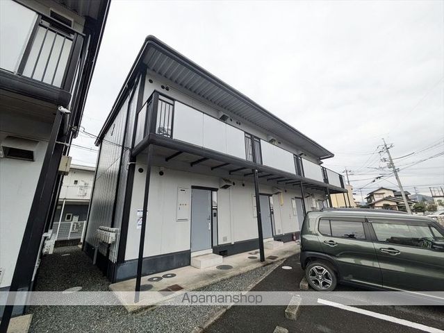 ラクシュリーマンション D棟の外観写真