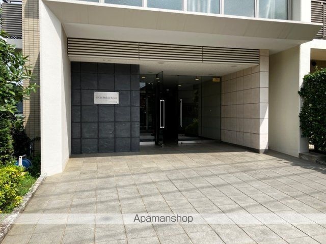 東京都練馬区石神井町４丁目[3LDK/86.74m2]のエントランス
