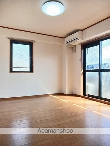 スカイマンションの内装写真