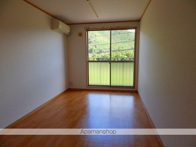 リースランドクリオネ A棟の内装写真