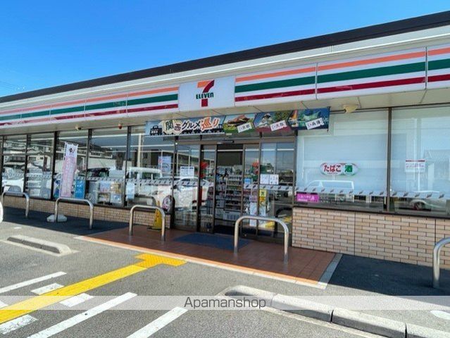 ファミール1の周辺写真