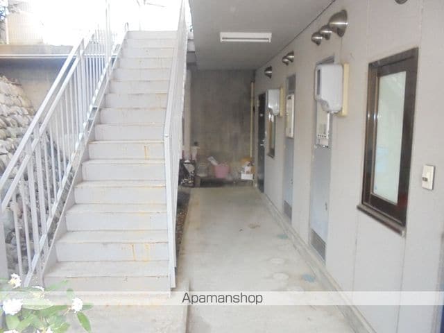 ピュアハイツ蟻ヶ崎の玄関写真