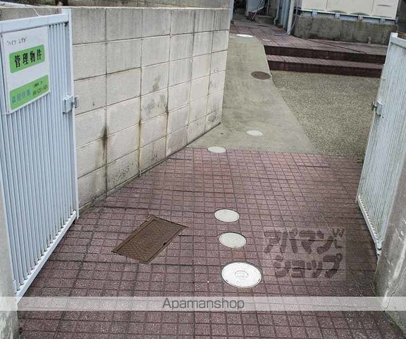 ハイツしずかの玄関写真
