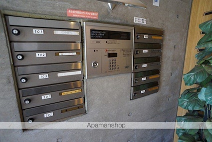 ジオ市谷仲之町[2LDK/63.24m2]のロビー