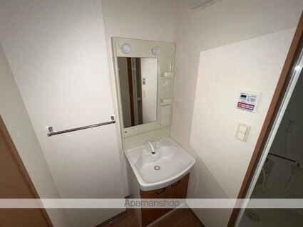 茨城県水戸市見川２丁目[1K/29.75m2]の洗面所