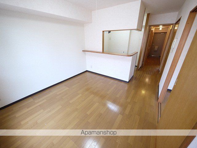 ピュアライフ坂井IIの内装写真