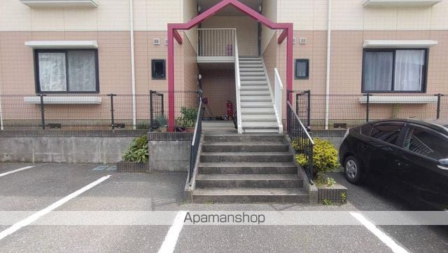 ディアス33 B棟の玄関写真