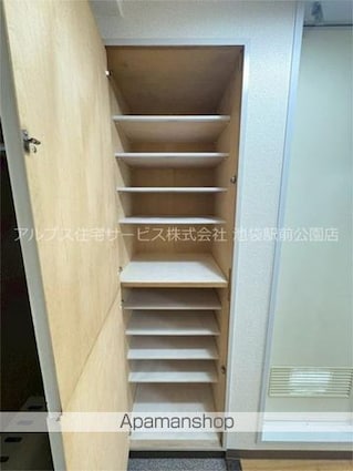 コープオリンピアＩＩＩ[2K/29m2]の内装1