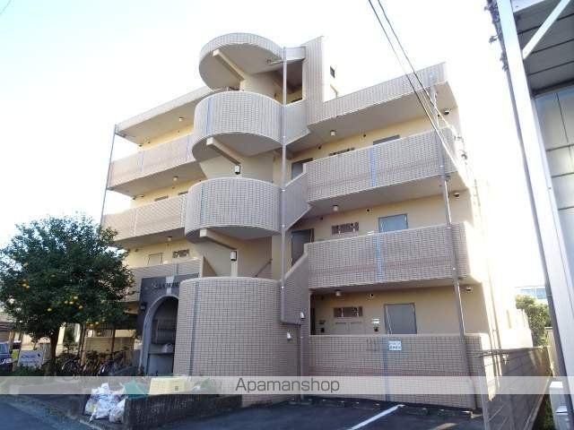 アラモードIIの外観写真