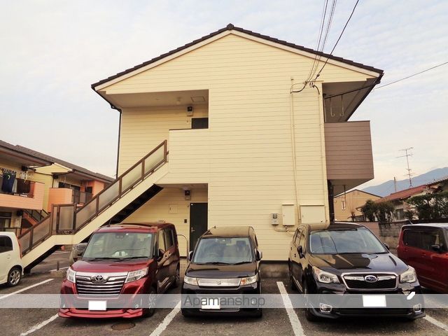 上原ハイツB棟の外観写真