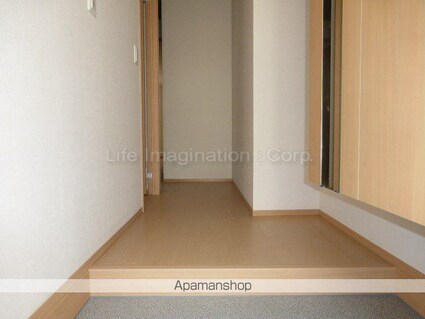 ｌａ　ｃｈａｎｃｅ（ラ・シャンス）[2LDK/66.12m2]の玄関