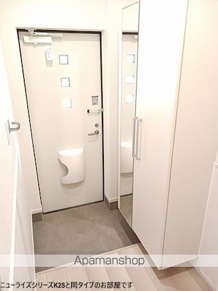 和歌山県和歌山市梅原[1LDK/44.7m2]の玄関