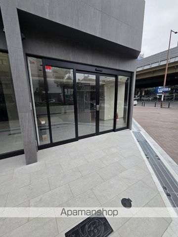 COMFORIALIVHIGASHIMIKUNI駅前ソルテラスの玄関写真