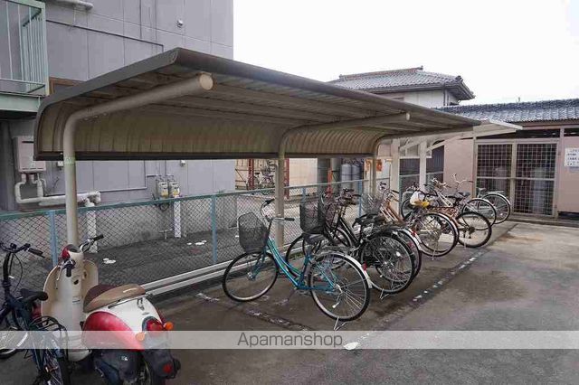 ウィステリーのその他写真