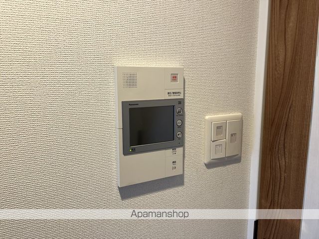 セレニテ堺筋本町プリエの内装写真