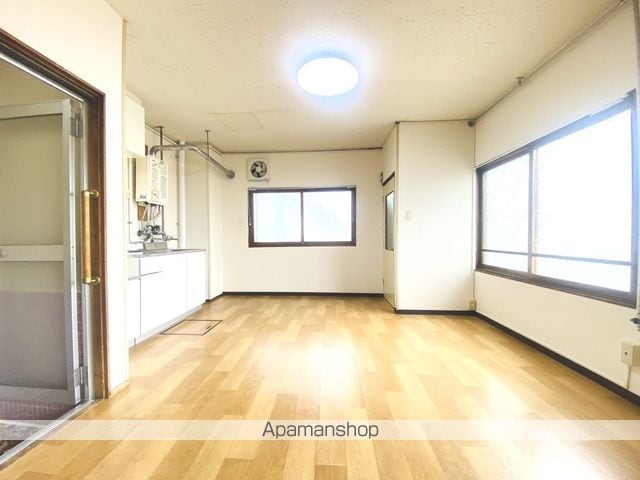 第6ピアパレス中島の内装写真