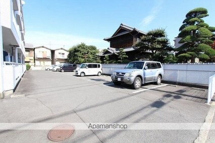 マリッチ溝渕Ⅱ[2LDK/55.84m2]の駐車場
