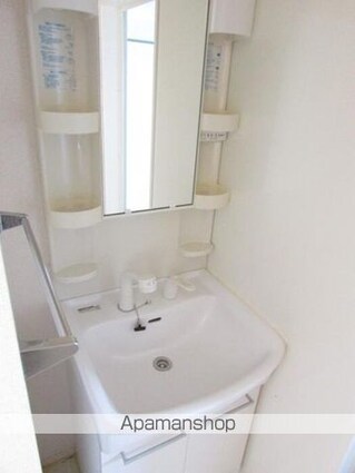 リーバス・Ｅ・イノセント[2LDK/47.79m2]の洗面所